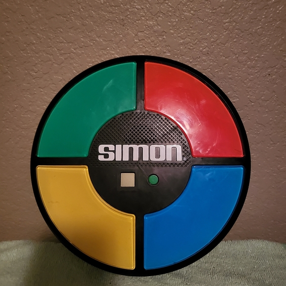 Simon Says Memory Electronic Memory Game Tested And Working 2013 ITEM 1897 - Picture 4 of 6